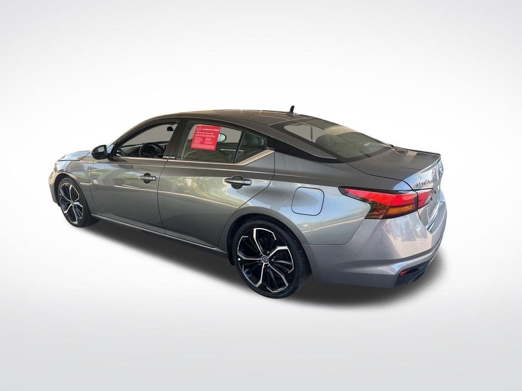 2023 Nissan Altima SR photo 42