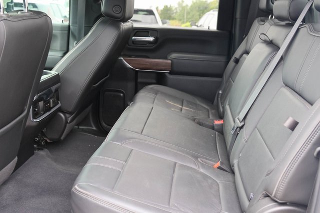 2022 Chevrolet Silverado 3500HD High Country photo 17