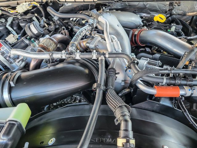 2025 FORD F-450 - Image 64