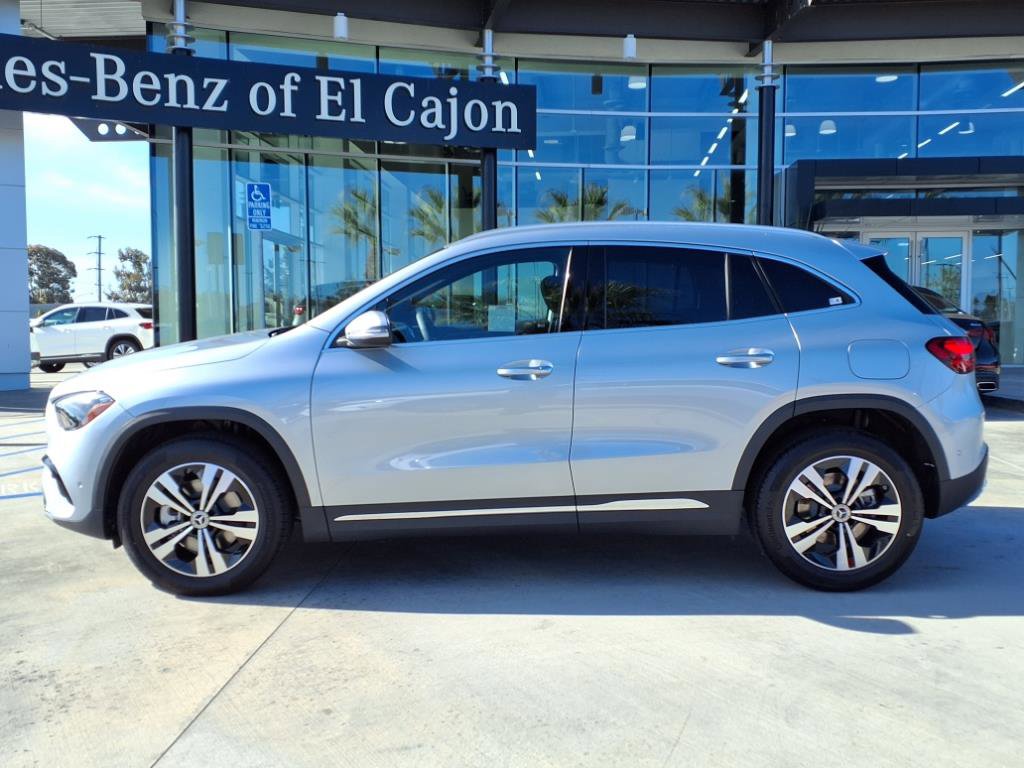 2026 Mercedes Benz GLA 250 photo 24
