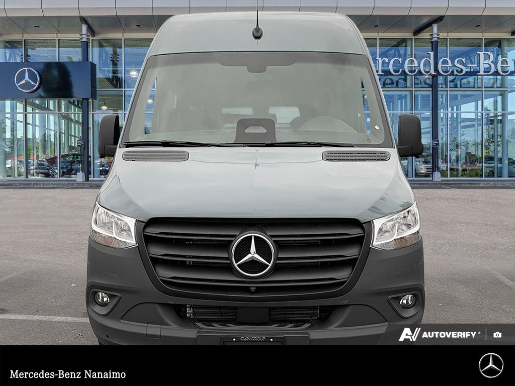 2025 Mercedes-Benz Sprinter Crew Van