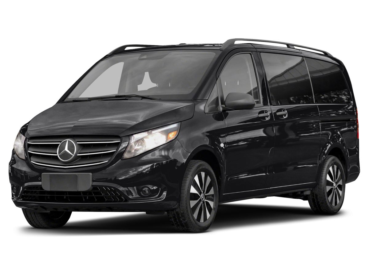 2023 Mercedes Benz Metris Passenger Van photo 3