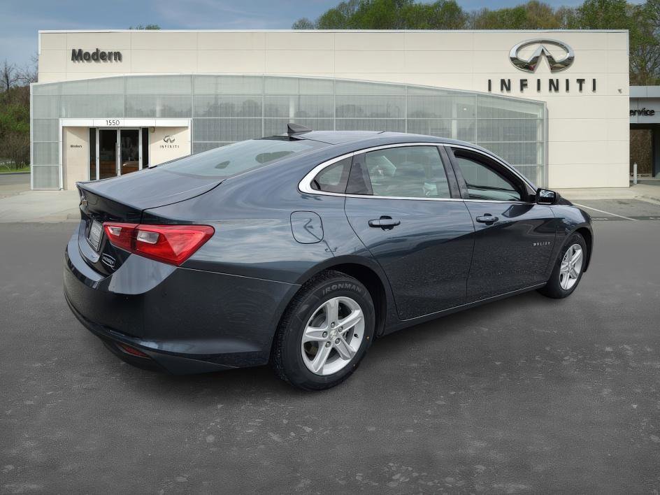2019 Chevrolet Malibu LS photo 4