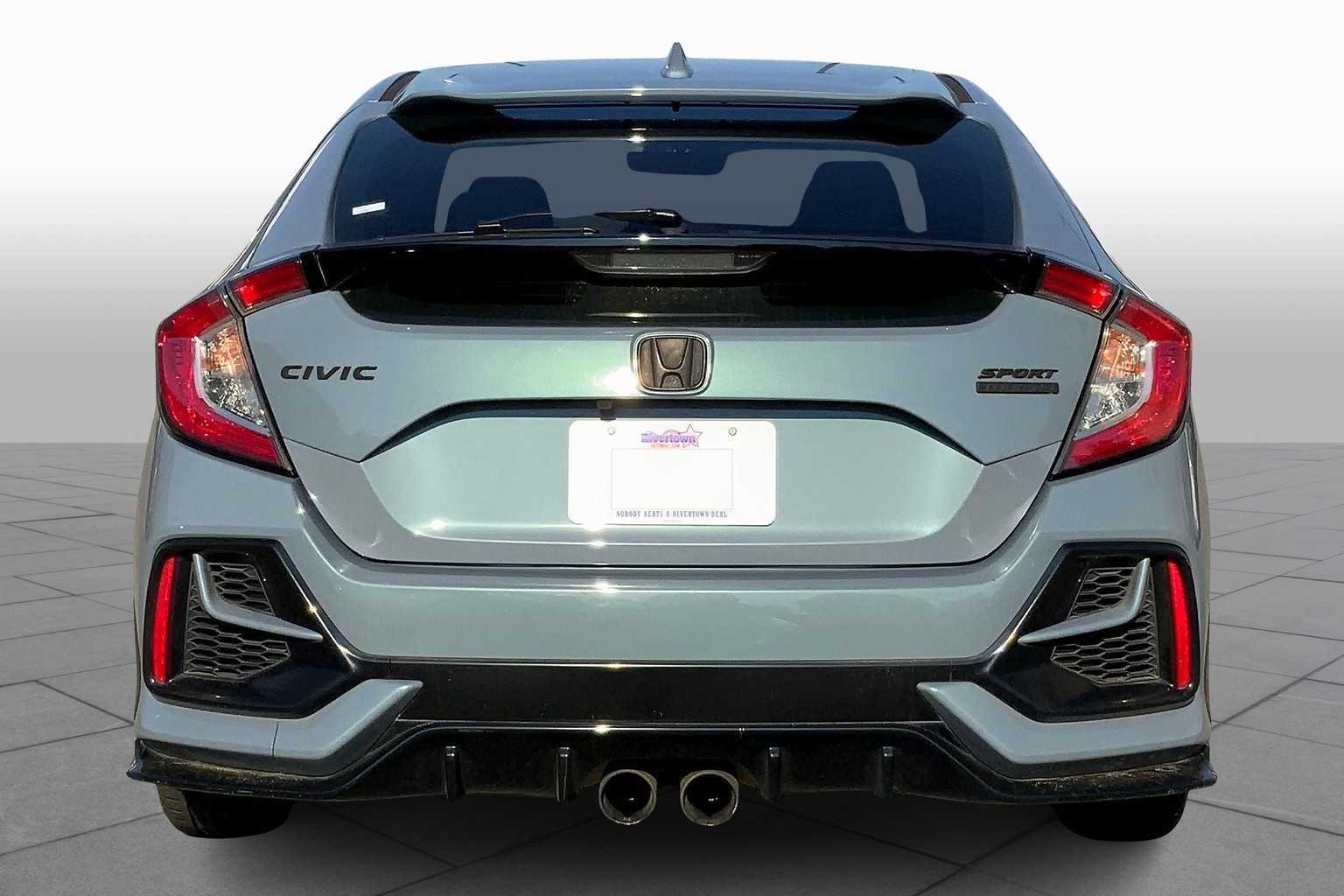 2020 Honda Civic Sport Touring photo 4