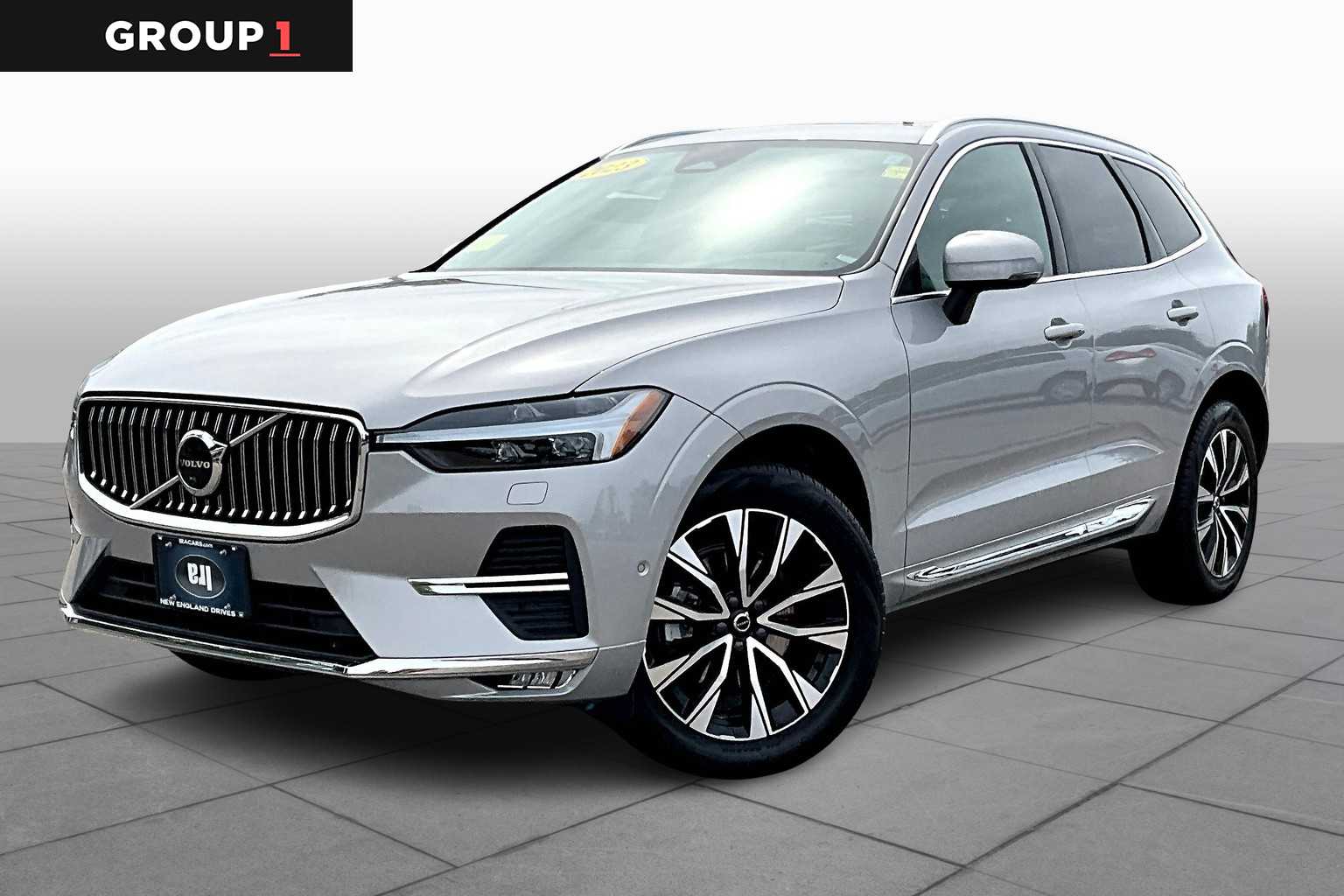 2023 Volvo XC60 Plus's photo