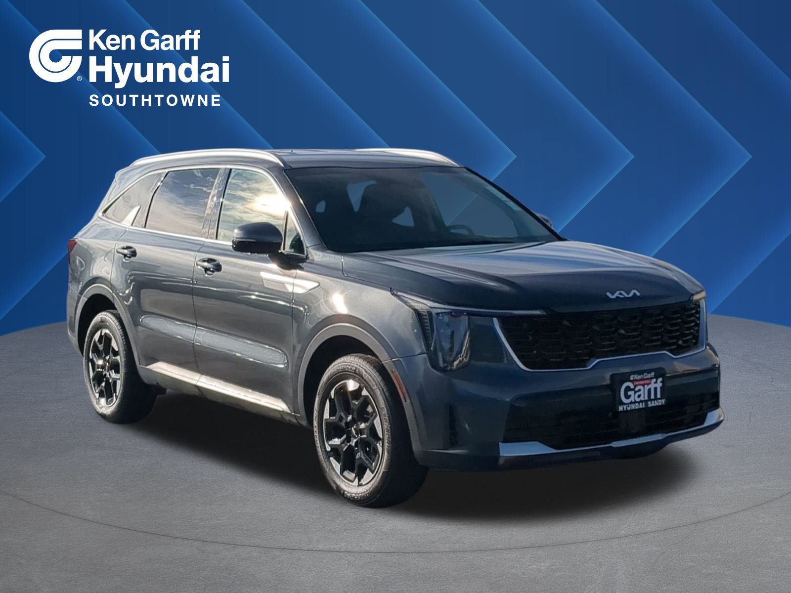 2024 Kia Sorento S's photo