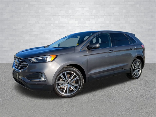 2023 Ford Edge Titanium's photo