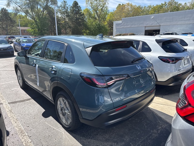 2026 Honda HR-V LX photo 6