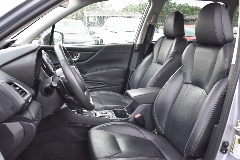 2022 Subaru Forester Touring photo 4