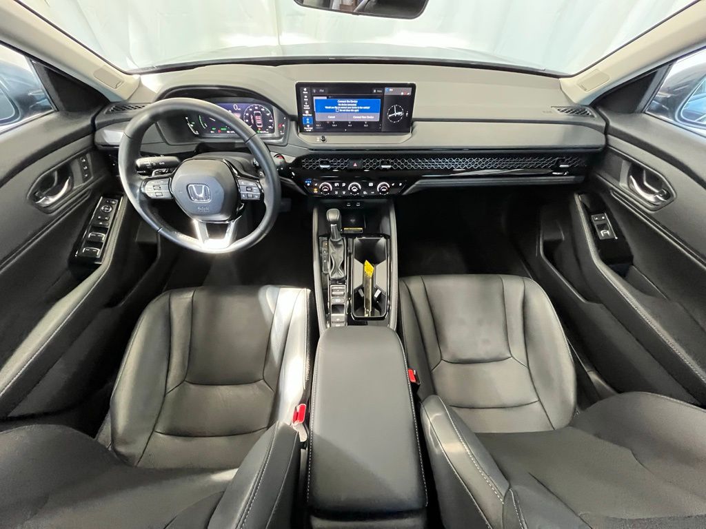 2023 Honda Accord Hybrid Touring photo 13