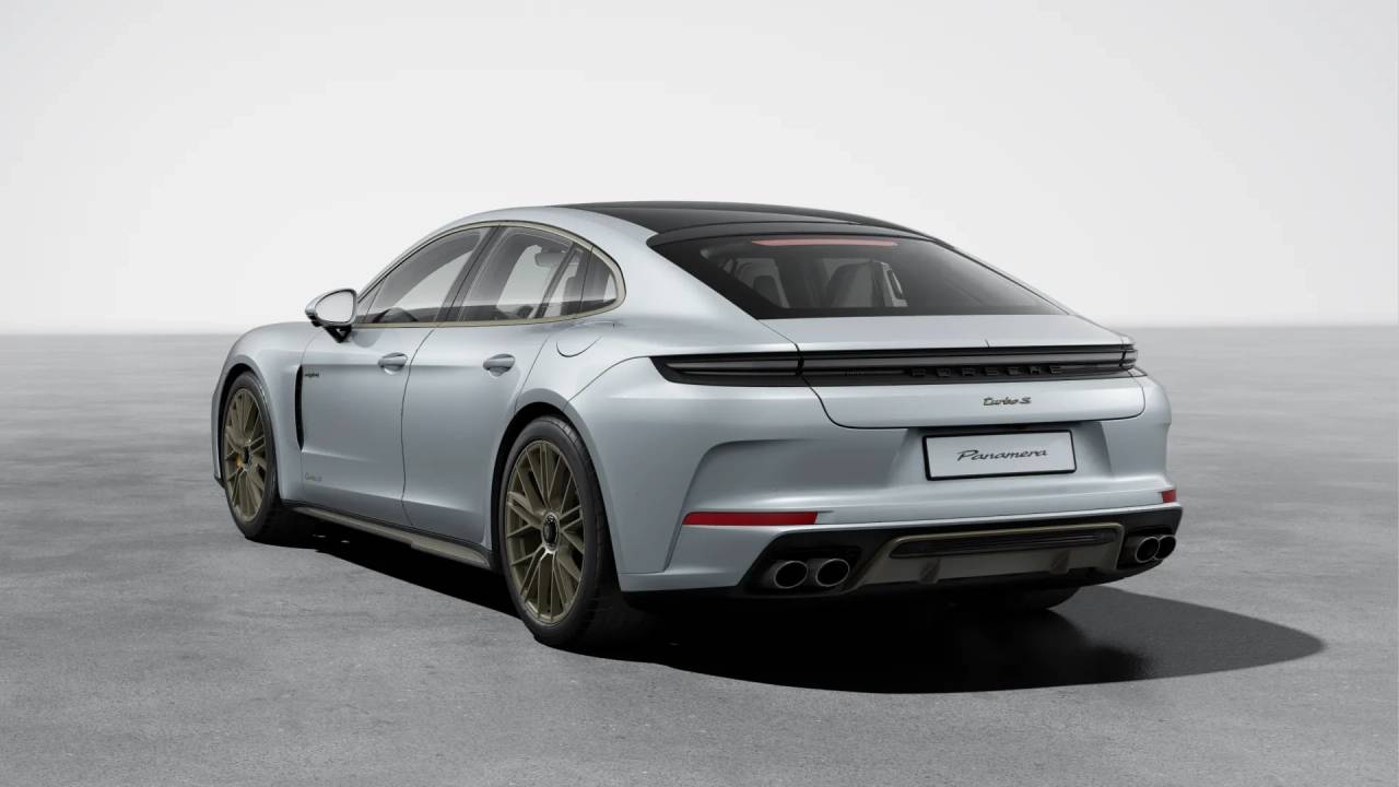 2026 Porsche Panamera Turbo S E-Hybrid photo 3