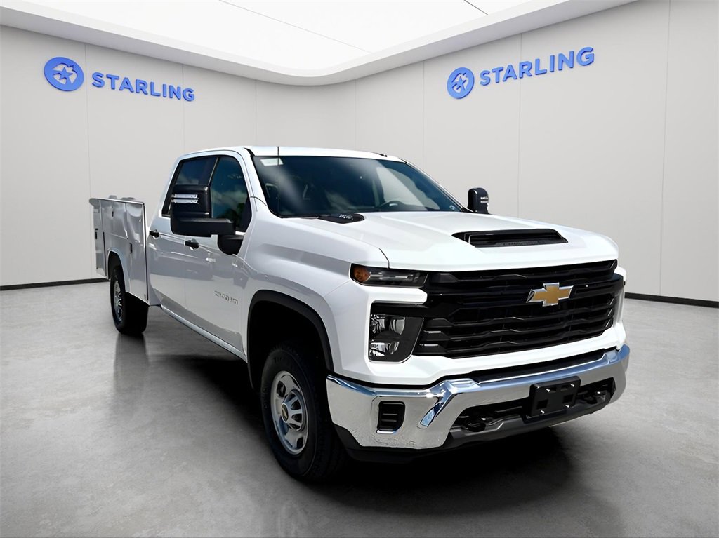 2024 Chevrolet Silverado 2500HD photo 3