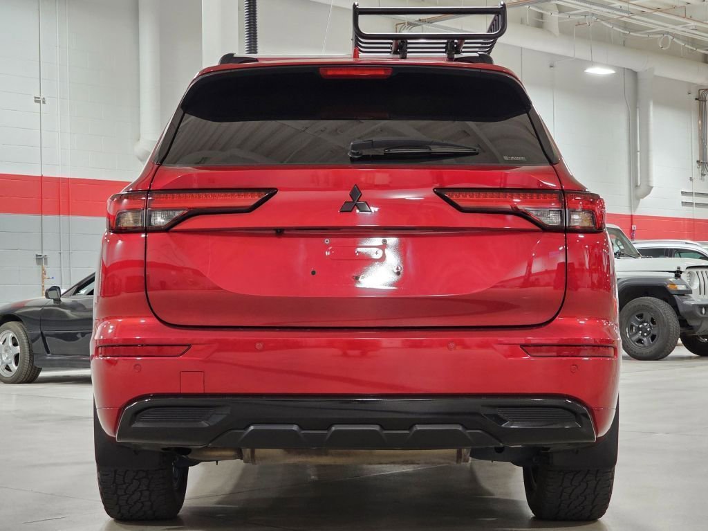 2023 Mitsubishi Outlander SEL photo 6