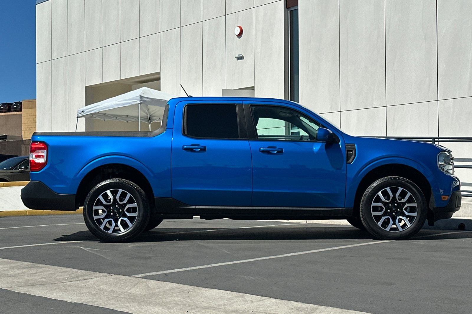 2022 Ford Maverick Lariat photo 2