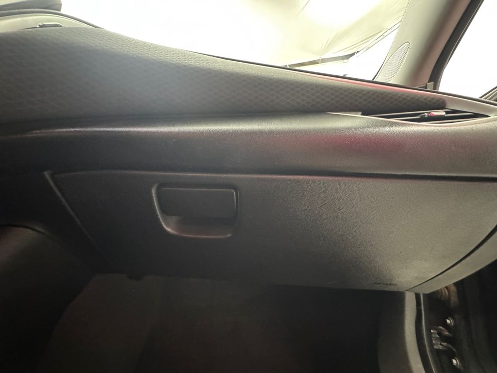 2018 Chevrolet Malibu photo 23