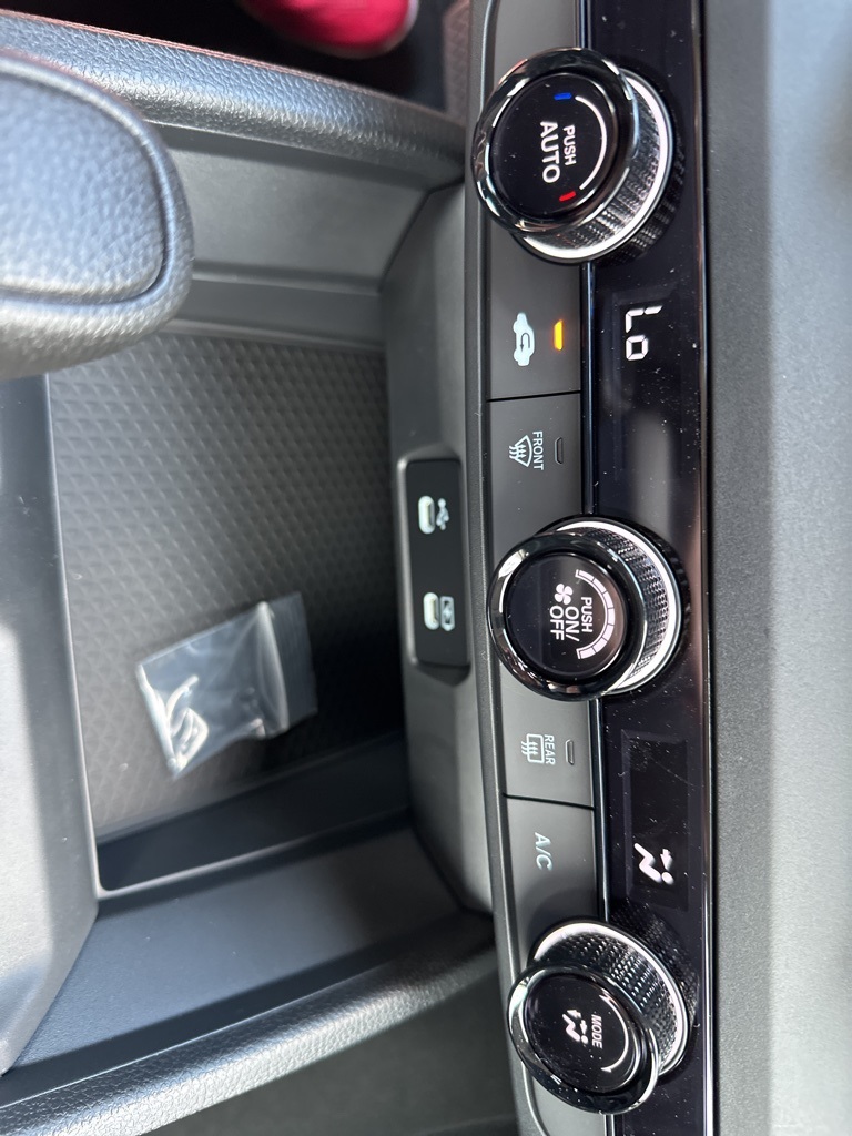 2025 Honda Accord LX photo 26