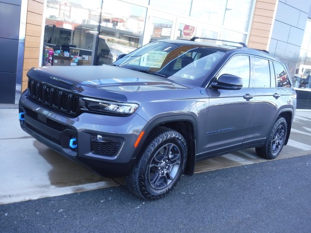 2023 Jeep Grand Cherokee Trailhawk 4xe's photo