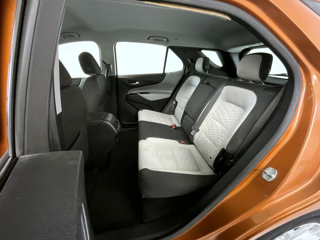 2018 Chevrolet Equinox LS photo 17