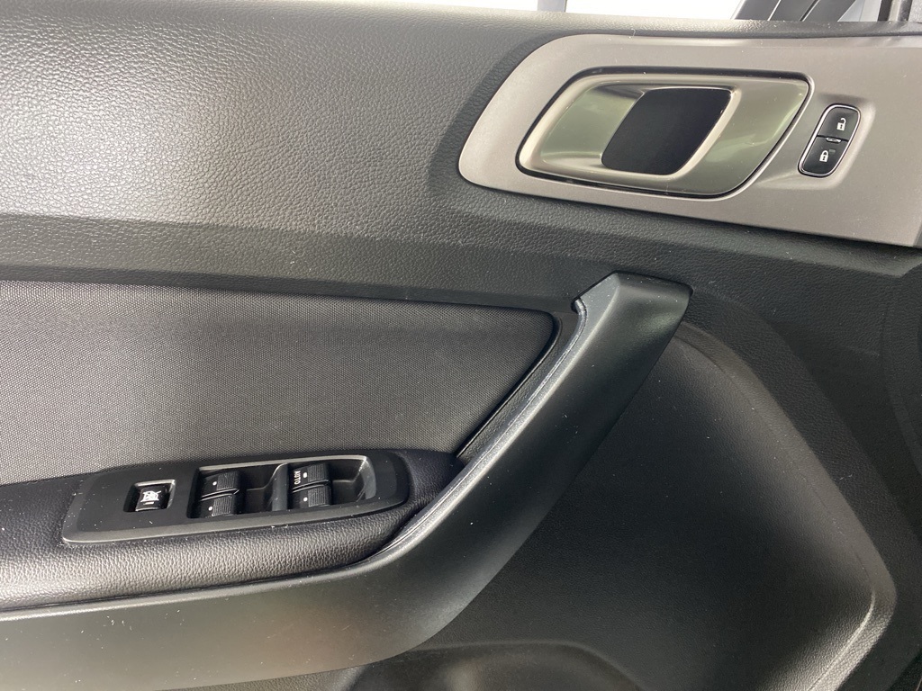 2023 Ford Ranger XLT photo 12