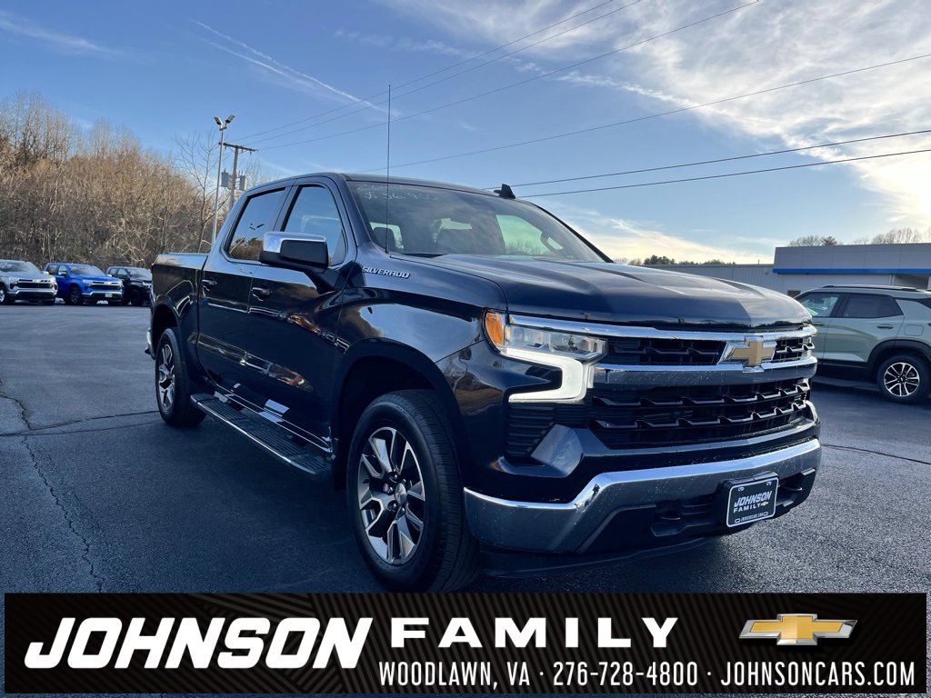 2024 Chevrolet Silverado 1500 LT's photo