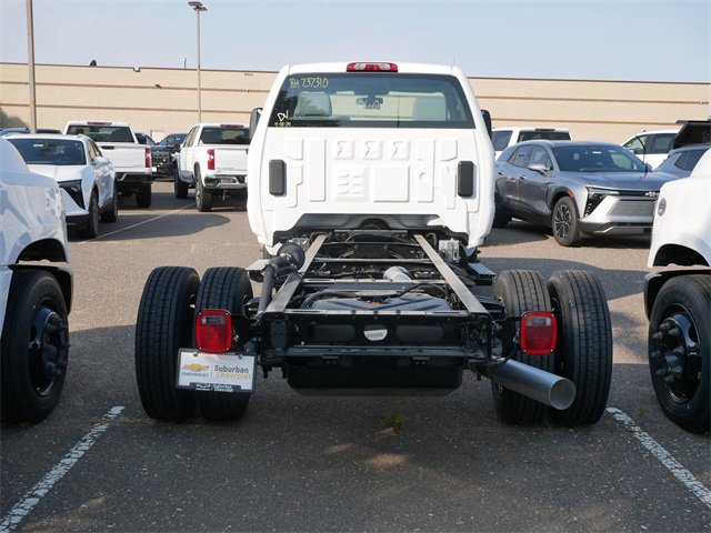 2024 Chevrolet Silverado 5500HD Work Truck photo 4