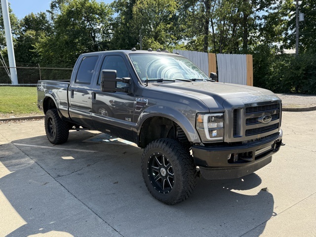 2008 Ford F-250 photo 2