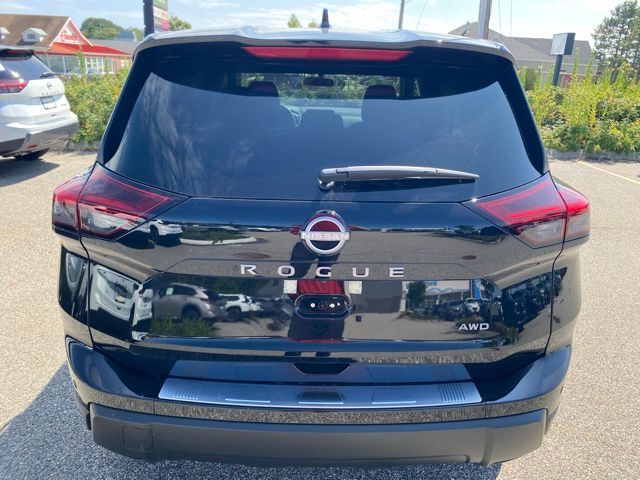 2026 Nissan Rogue SV photo 4