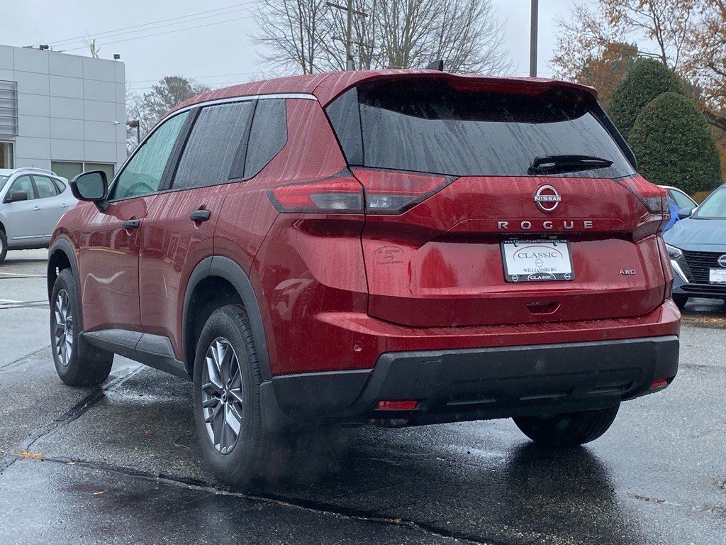 2025 Nissan Rogue S photo 5