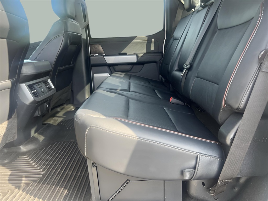2023 Ford F-250 photo 35