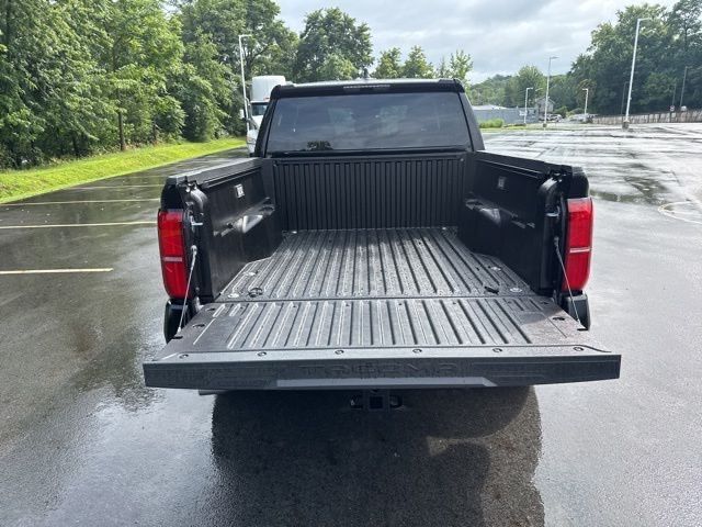 2025 Toyota Tacoma SR5 4x4 Double Cab photo 5