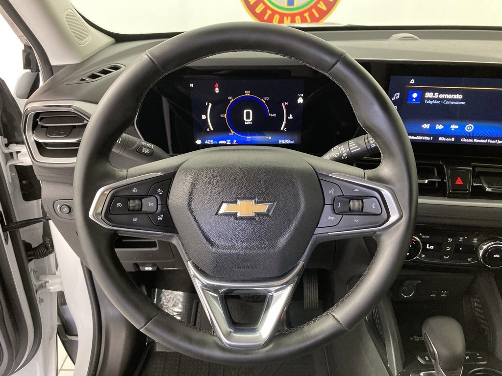 2025 Chevrolet Trailblazer LT photo 7