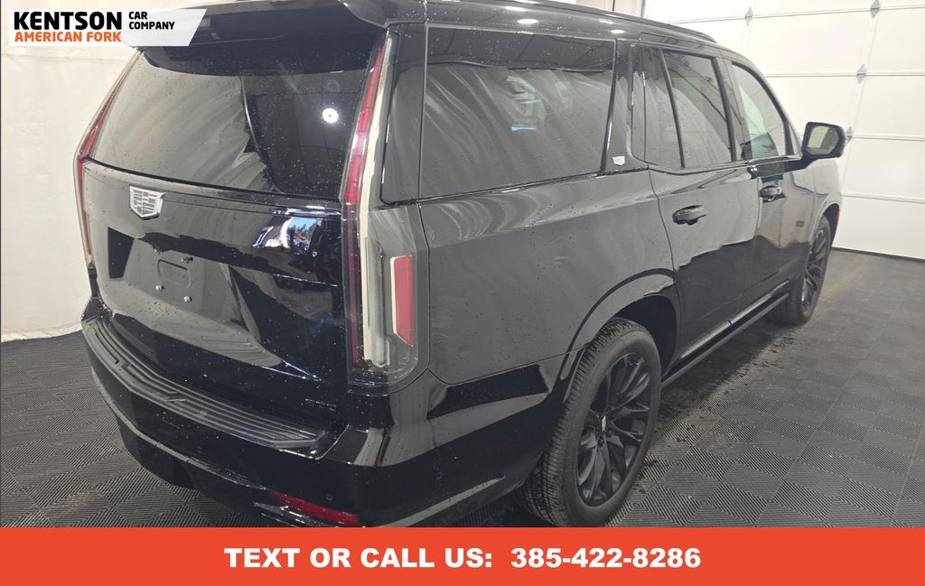 2024 Cadillac Escalade Sport Platinum photo 2