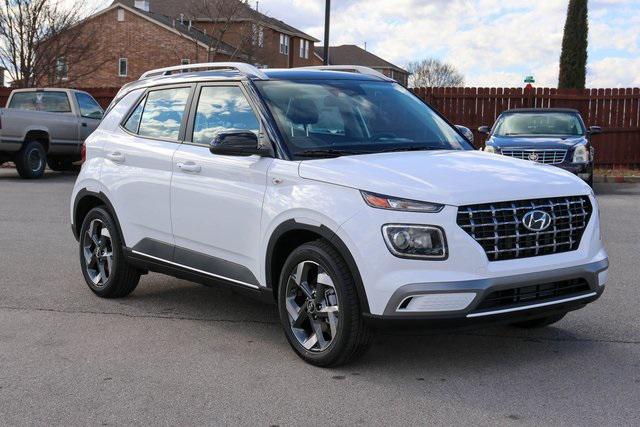 2026 Hyundai Venue SEL's photo