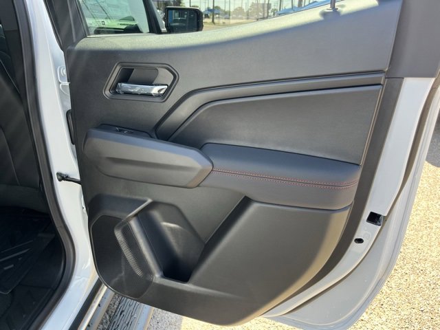 2025 Chevrolet Colorado Z71 photo 16