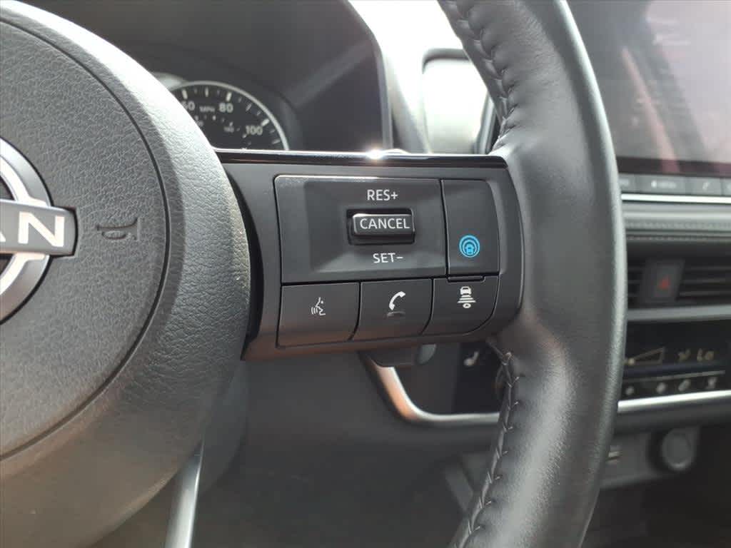 2023 Nissan Rogue SV photo 22