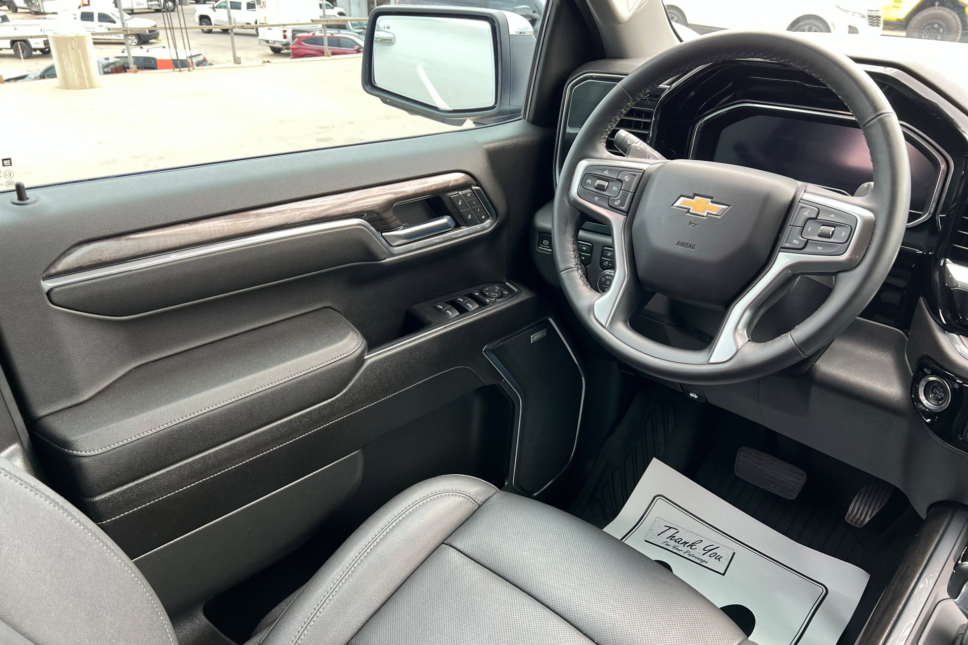2023 Chevrolet Silverado 1500 LTZ photo 11