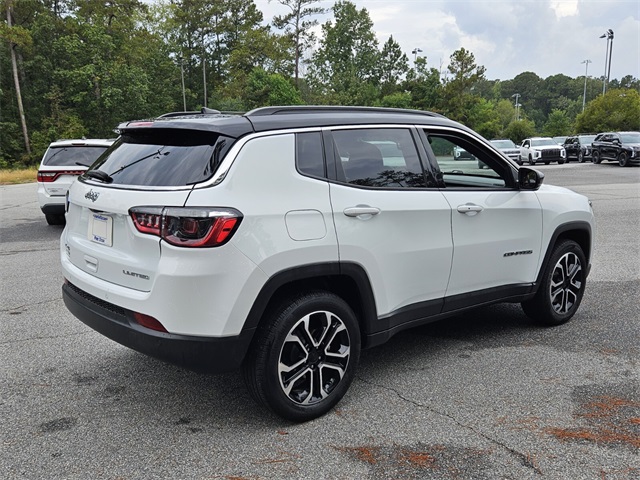 2024 Jeep Compass Limited photo 10