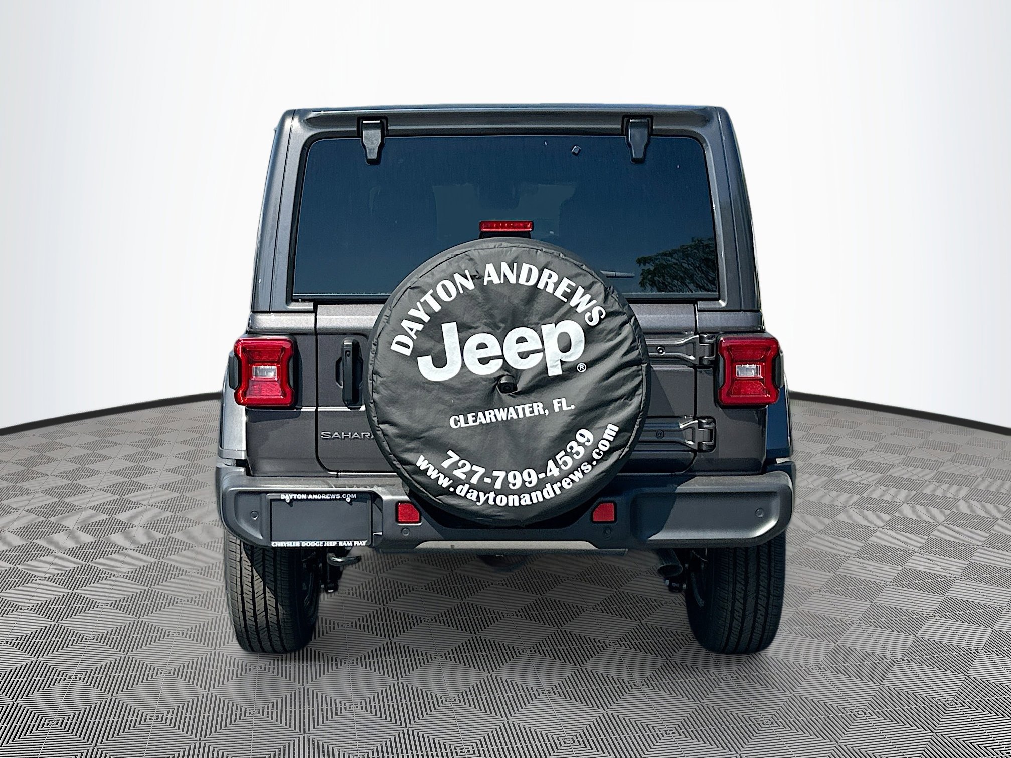 2025 Jeep Wrangler Sahara photo 4