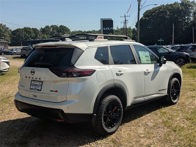 2025 Nissan Rogue SV photo 3