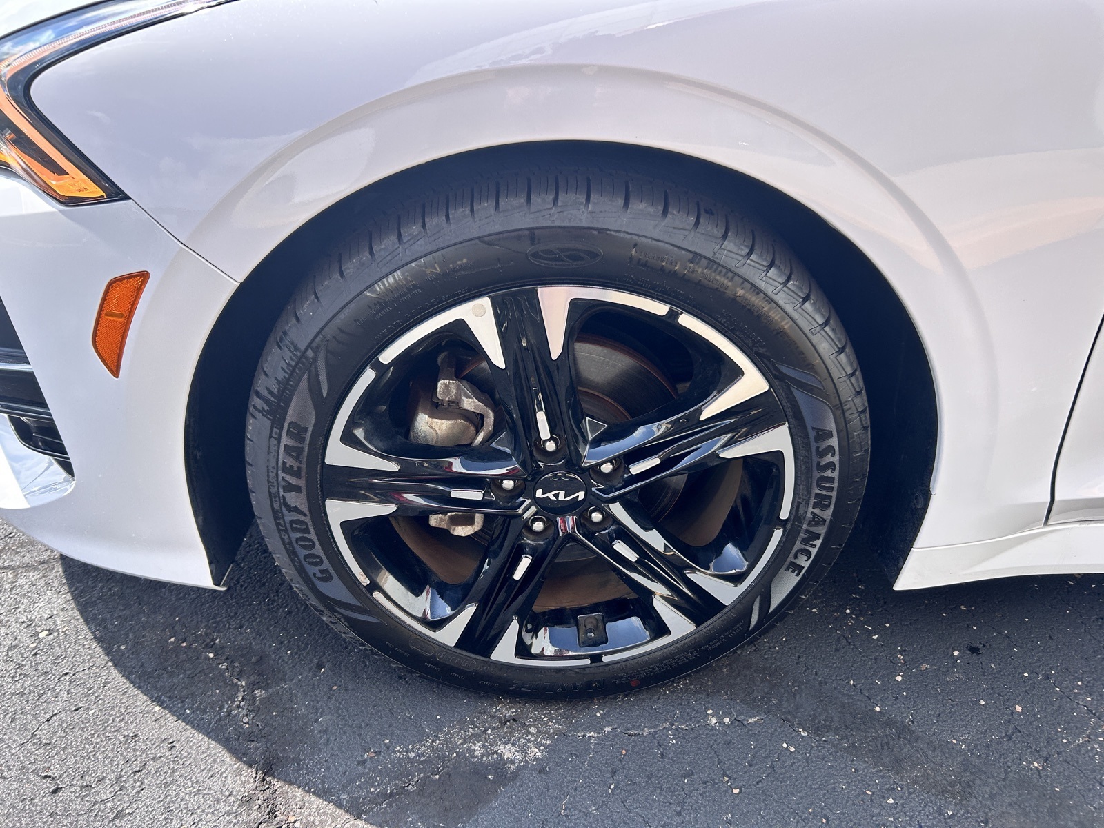 2023 Kia K5 GT-Line photo 7