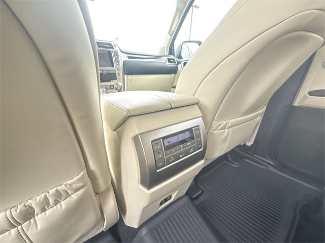 2020 Lexus GX 460 Luxury photo 20