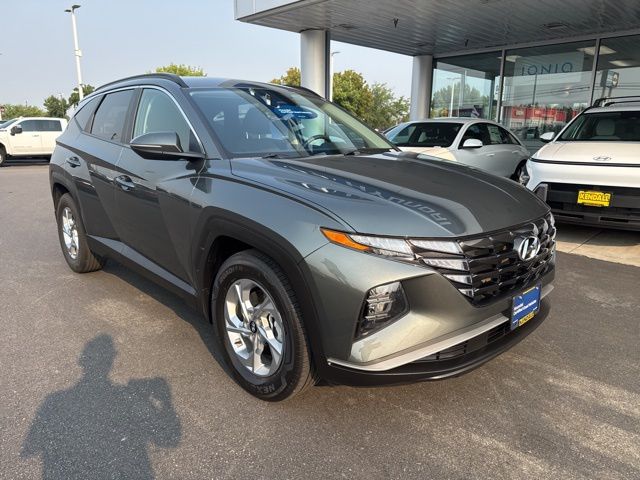 2022 Hyundai Tucson SEL photo 2