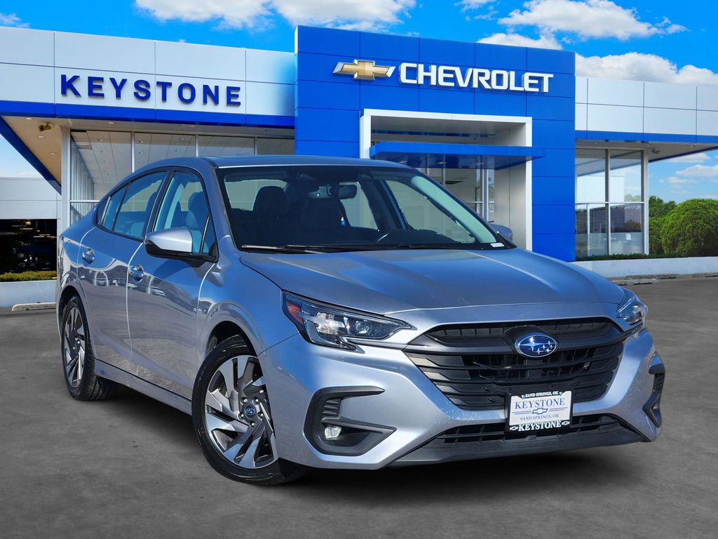 2024 Subaru Legacy Limited's photo