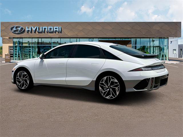 2025 Hyundai Ioniq 6 SEL photo 4