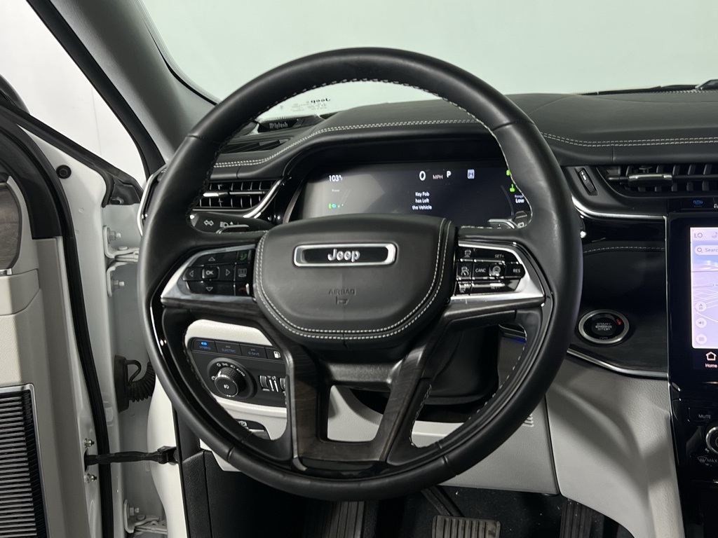 2022 Jeep Grand Cherokee Overland 4xe photo 10