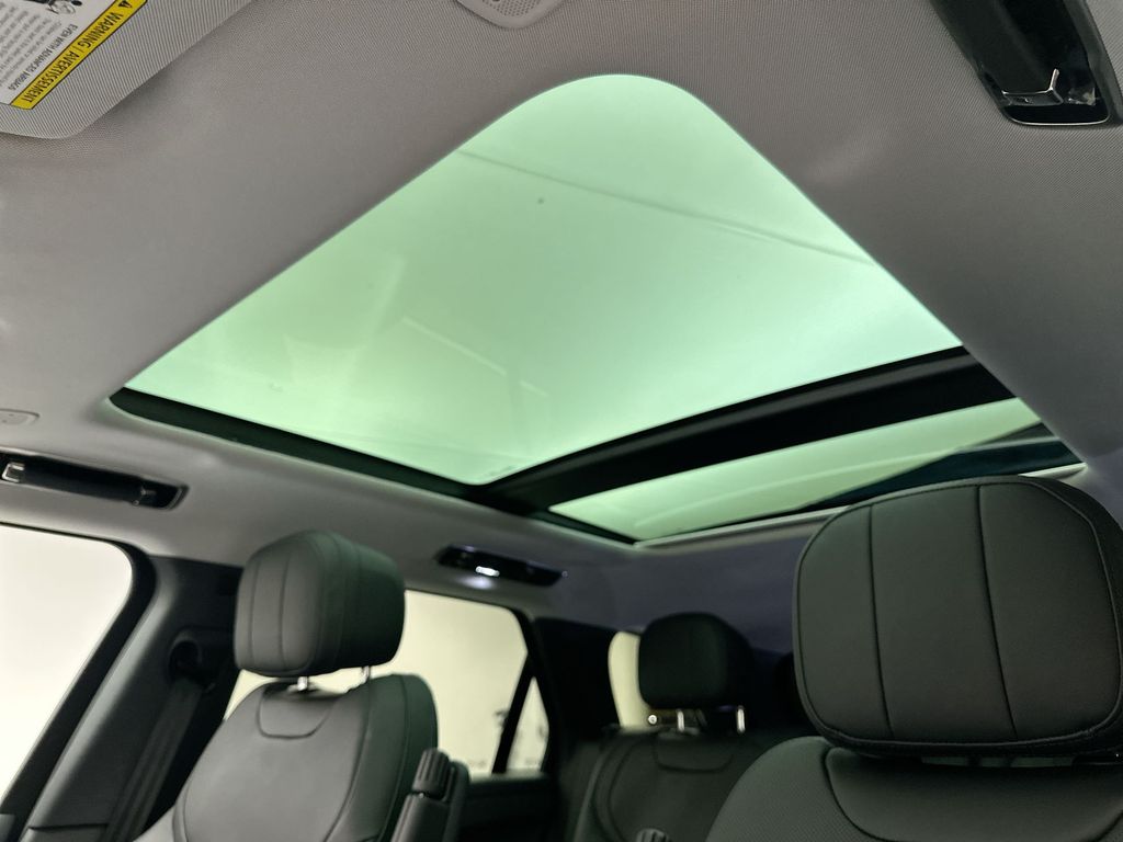 2023 Land Rover Range Rover Sport SE photo 19