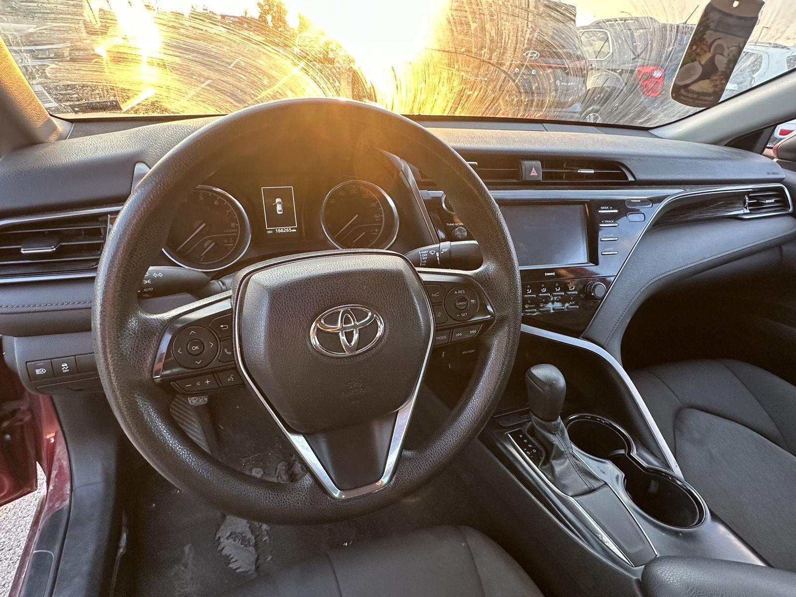 2020 Toyota Camry LE photo 7