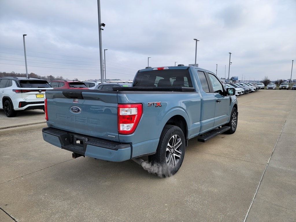 2023 Ford F-150 XL photo 3