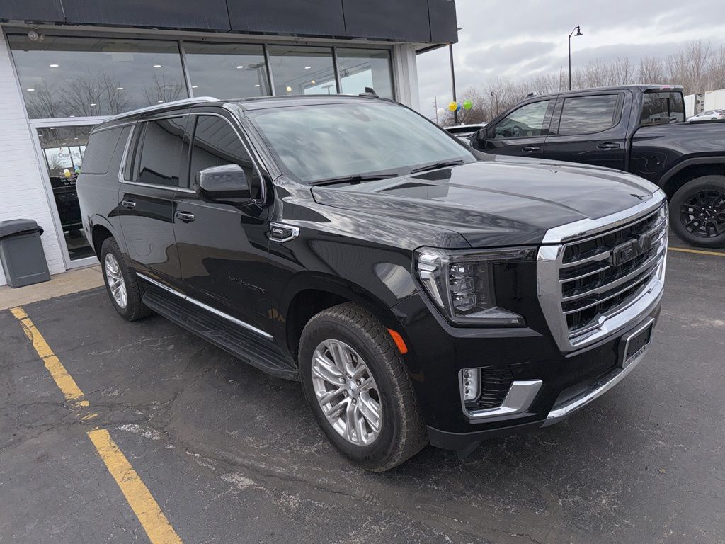 2022 GMC YUKON XL - Image 3