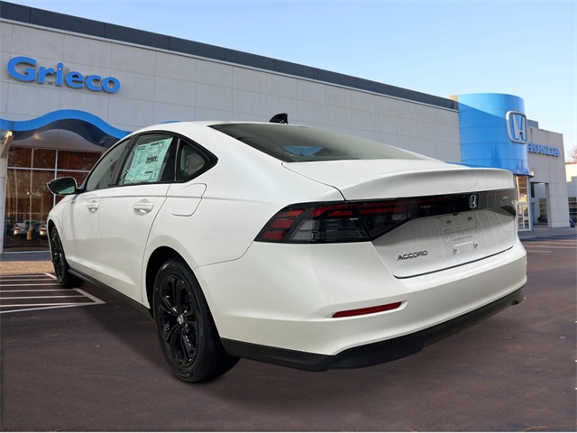 2025 Honda Accord SE photo 3